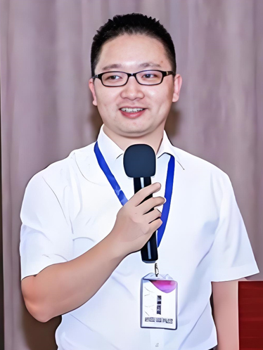 科技副总经理